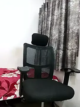 Teri_lella – webcam model profile photo Image 2