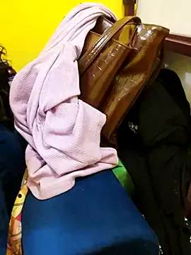 AndreaKalo – webcam model profile photo Image 10