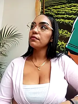 JessieLiu – webcam model profile photo Image 12