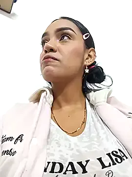 JessieLiu – webcam model profile photo Image 7