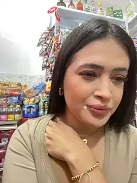 PollyElfi – webcam model profile photo Image 12