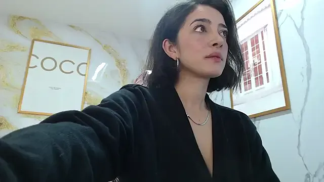 hinata_chan3 – webcam model profile photo Image 3