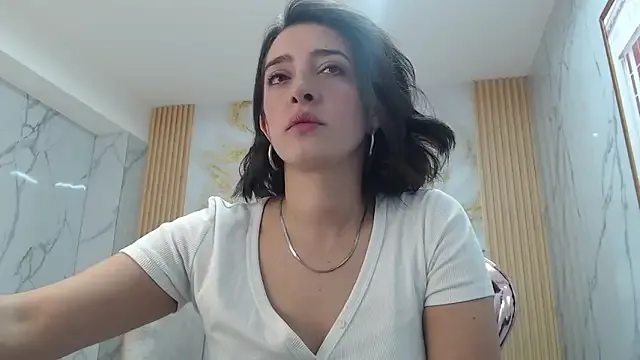 hinata_chan3 – webcam model profile photo Image 4