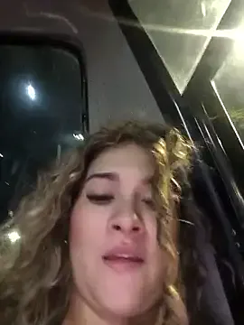 IvyHarpers – webcam model profile photo Image 5