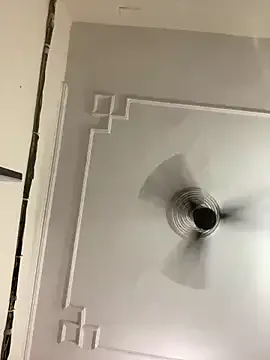 Bella – webcam model profile photo Image 12