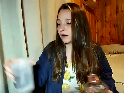 Vero19nika – webcam model profile photo Image 3