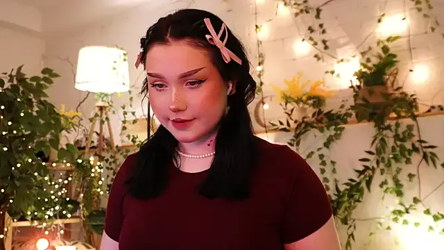 MainPleasure – webcam model profile photo Image 2