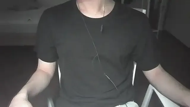 MelinaLuviani – webcam model profile photo Image 4