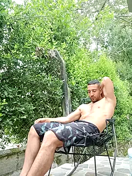 Dolce – webcam model profile photo Image 13