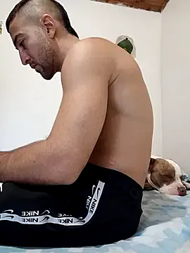 Dolce – webcam model profile photo Image 19