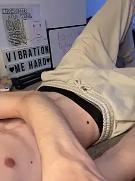 HaleyLyon – webcam model profile photo Image 14