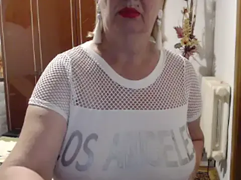 MarisaKarter – webcam model profile photo Image 10