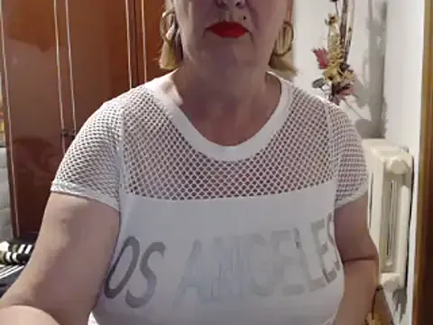 MarisaKarter – webcam model profile photo Image 18