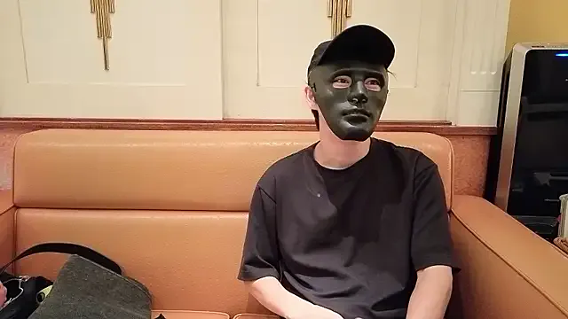 Dolce – webcam model profile photo Image 11