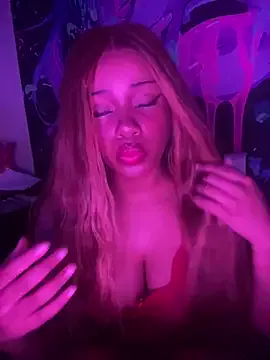 sexpinkk – webcam model profile photo