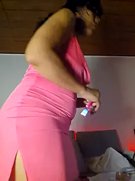 EsmeBrowm – webcam model profile photo Image 10