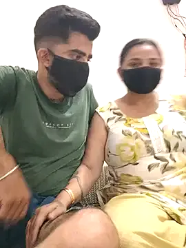 DelinaRose – webcam model profile photo Image 3