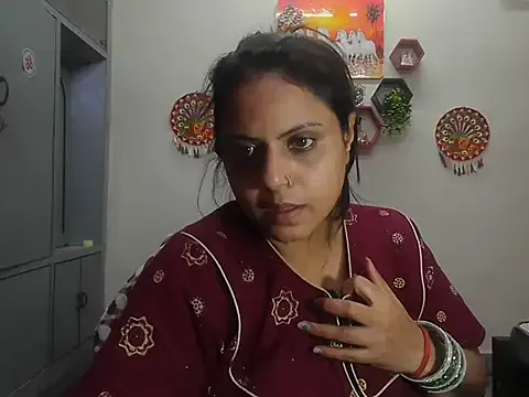 RuddyReyes – webcam model profile photo Image 2