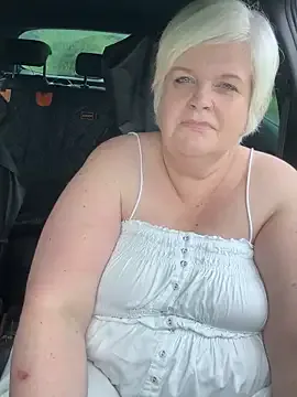 AriaSins – webcam model profile photo Image 2