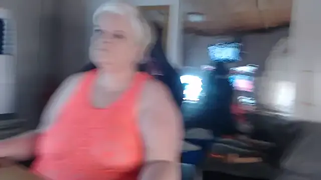 AriaSins – webcam model profile photo Image 4