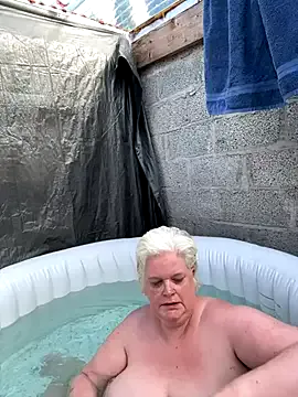 AriaSins – webcam model profile photo Image 5