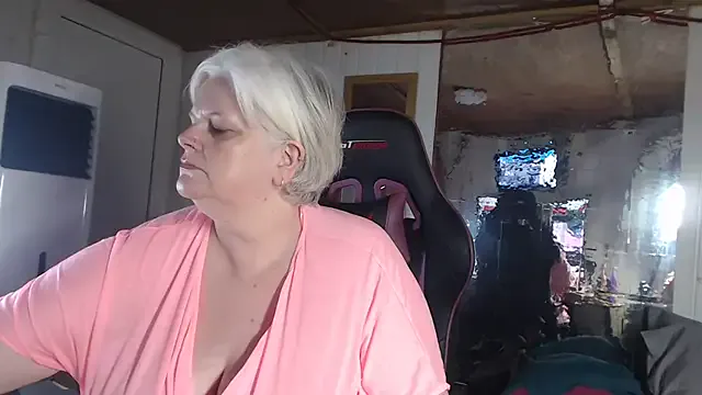 AriaSins – webcam model profile photo Image 7