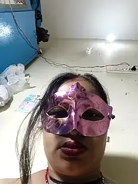 ErzabelLew – webcam model profile photo Image 11