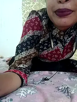 TessaMyst – webcam model profile photo Image 3