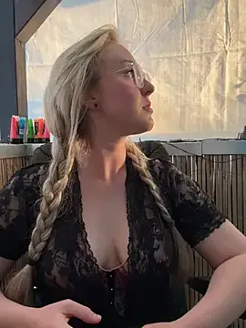 TessaMyst – webcam model profile photo Image 6