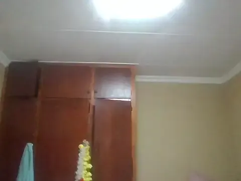 Dolce – webcam model profile photo Image 4