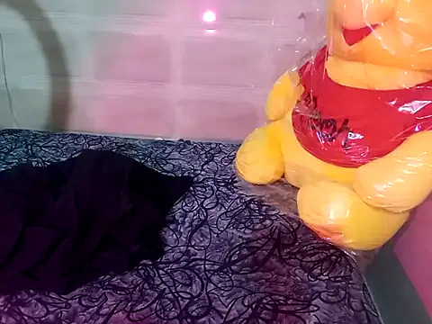 CatalinaDalessio – webcam model profile photo Image 3