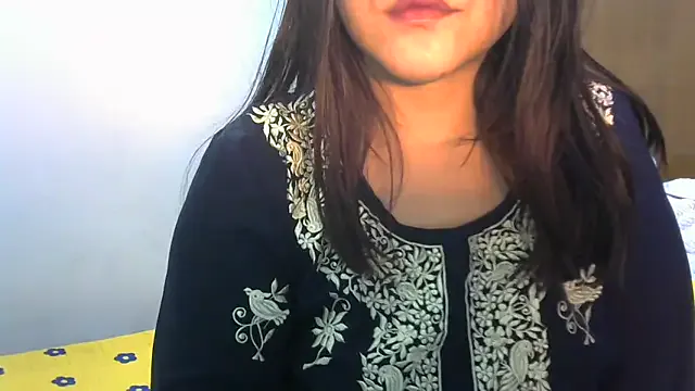 IvyHarpers – webcam model profile photo Image 3