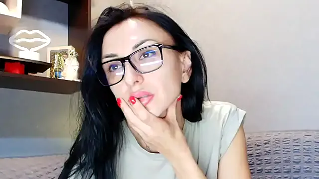 CatalinaDalessio – webcam model profile photo Image 12