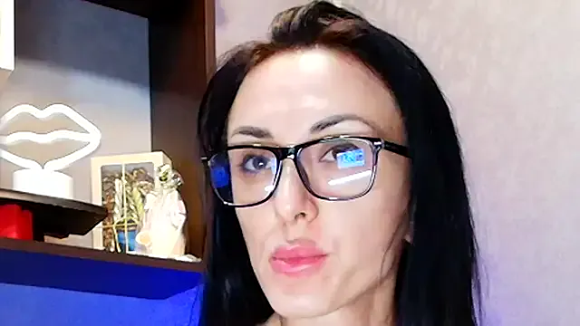 CatalinaDalessio – webcam model profile photo Image 14