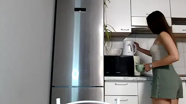 PaulinaGiovanni – webcam model profile photo Image 3