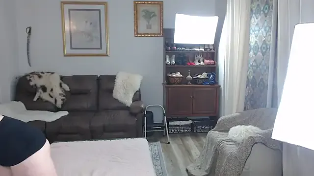 IvyHarpers – webcam model profile photo Image 12