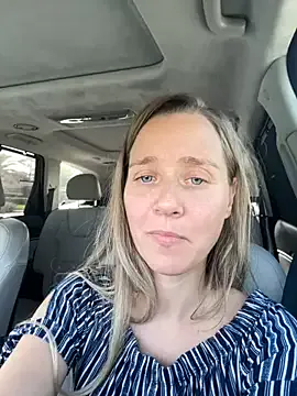 Dolce – webcam model profile photo Image 16