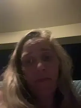 Dolce – webcam model profile photo Image 7