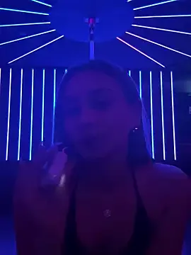 ElizaJaramillo – webcam model profile photo Image 7