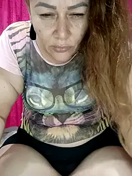 HotFox23 – webcam model profile photo Image 15