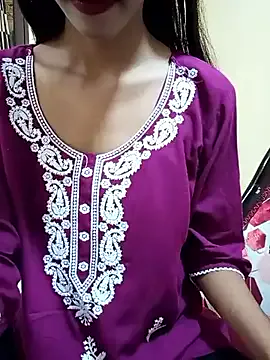 SweetHailey – webcam model profile photo Image 7