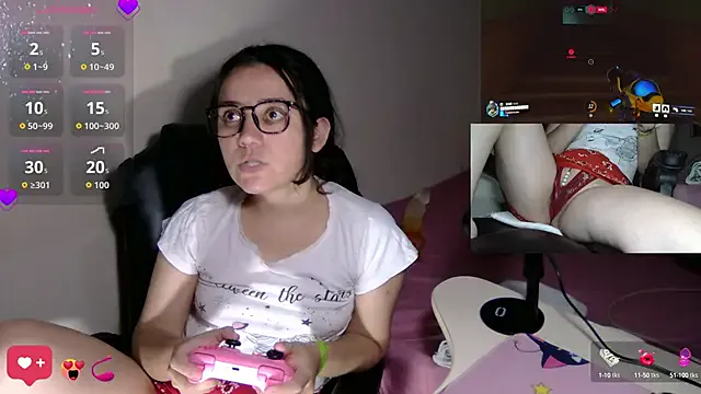 AishaHart – webcam model profile photo Image 4