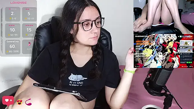 AishaHart – webcam model profile photo Image 7