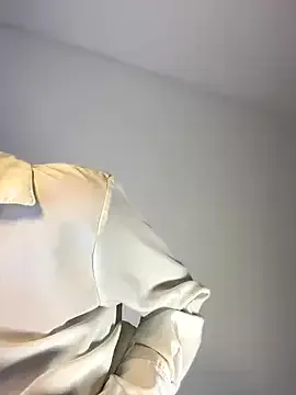 HannaMo – webcam model profile photo Image 10