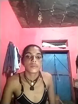 BabyDarii – webcam model profile photo Image 5