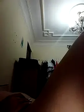 KateGale – webcam model profile photo Image 11