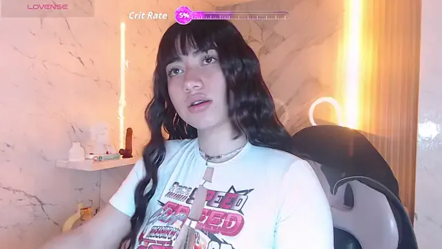 BABYVIK – webcam model profile photo Image 5