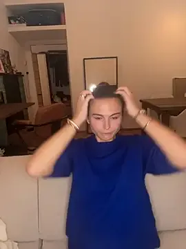 emma_andrew1 – webcam model profile photo Image 4