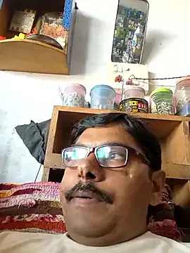 Dolce – webcam model profile photo Image 5