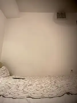 CatalinaDalessio – webcam model profile photo Image 10